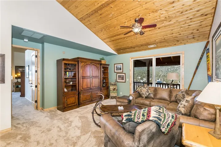 472 Windsong Place, Big Bear, California 92315
