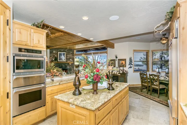 472 Windsong Place, Big Bear, California 92315