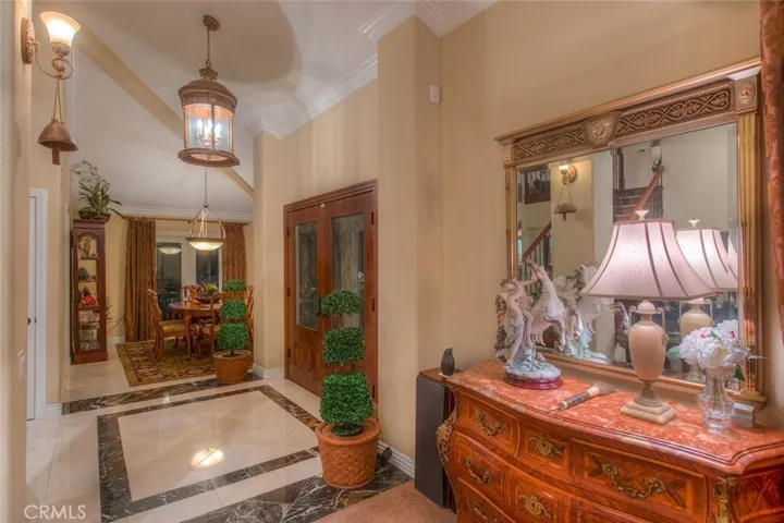 5850 E Trapper Trail, Anaheim Hills, California 92807
