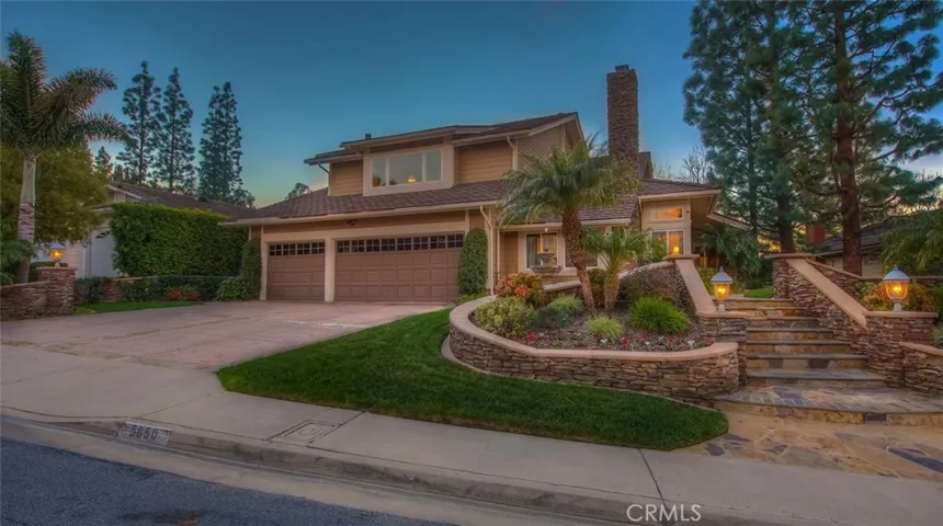 5850 E Trapper Trail, Anaheim Hills, California 92807
