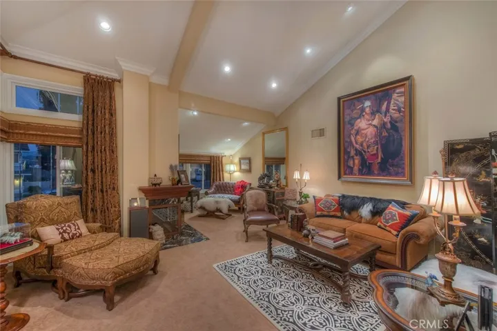 5850 E Trapper Trail, Anaheim Hills, California 92807