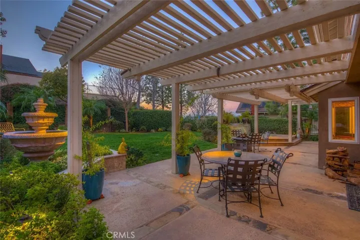 5850 E Trapper Trail, Anaheim Hills, California 92807