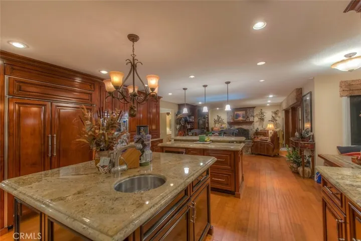 5850 E Trapper Trail, Anaheim Hills, California 92807