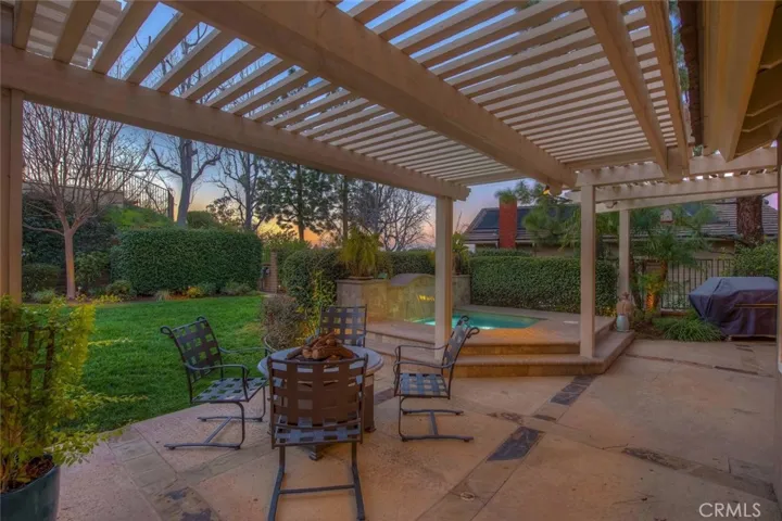 5850 E Trapper Trail, Anaheim Hills, California 92807