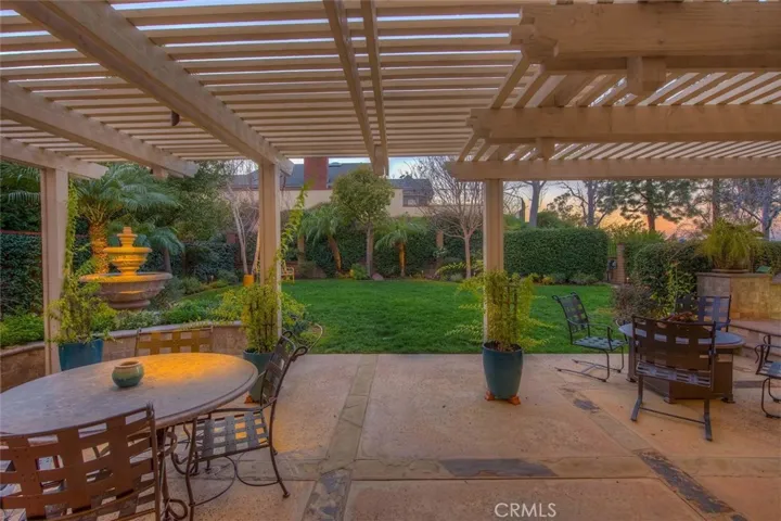 5850 E Trapper Trail, Anaheim Hills, California 92807