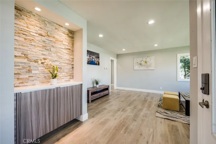 9514 Mills Avenue, Whittier, California 90603