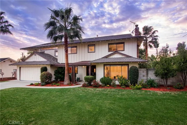 1945 Bridgeport Avenue, Claremont, California 91711