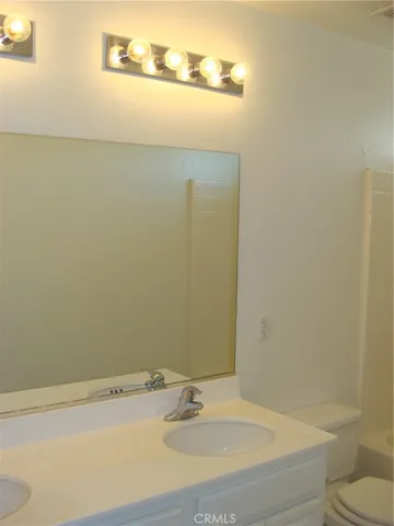 6515 Gold Dust Street, Eastvale, California 92880