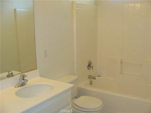 6515 Gold Dust Street, Eastvale, California 92880