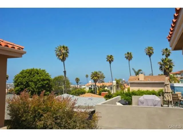 622 N Juanita Avenue B, Redondo Beach, California 90277