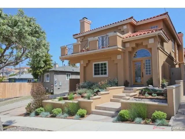 622 N Juanita Avenue B, Redondo Beach, California 90277