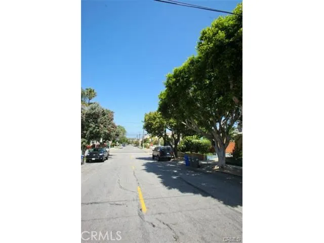 622 N Juanita Avenue B, Redondo Beach, California 90277