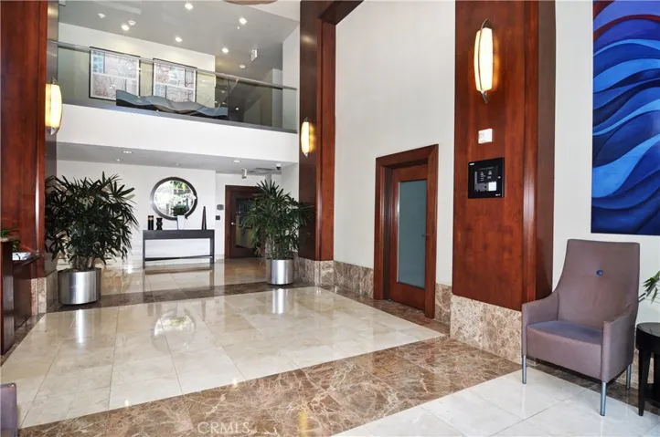 Beautiful entrance to your new home!