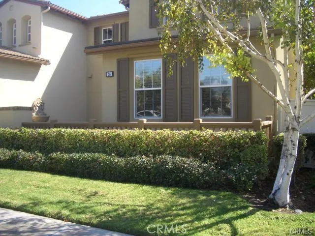 56 Freeland, Irvine, California 92602