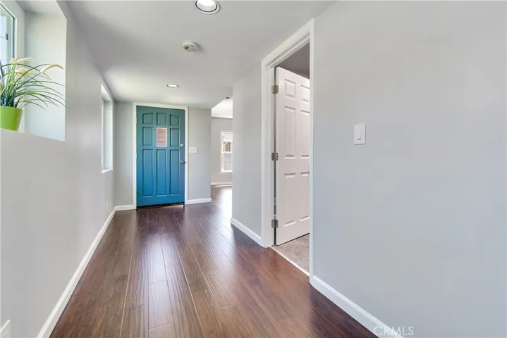 3026 Community Avenue, La Crescenta, California 91214