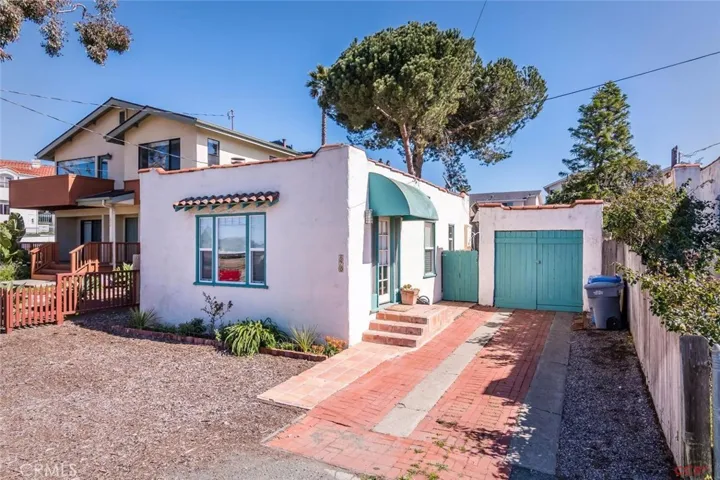 670 Shasta Avenue, Morro Bay, California 93442
