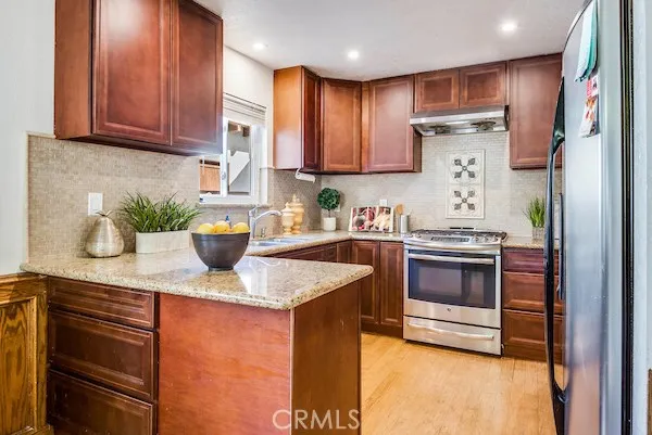 2019 Ernest Avenue B, Redondo Beach, California 90278