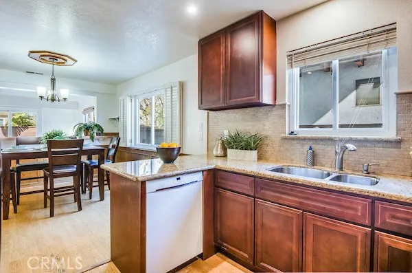 2019 Ernest Avenue B, Redondo Beach, California 90278