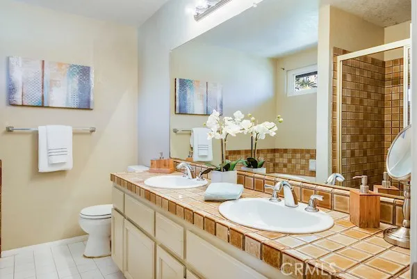 2019 Ernest Avenue B, Redondo Beach, California 90278