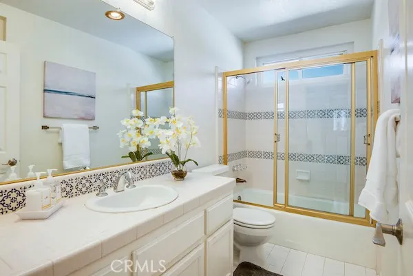 2019 Ernest Avenue B, Redondo Beach, California 90278