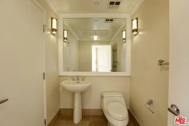 13600 Marina Pointe Drive 1806, Marina Del Rey, California 90292