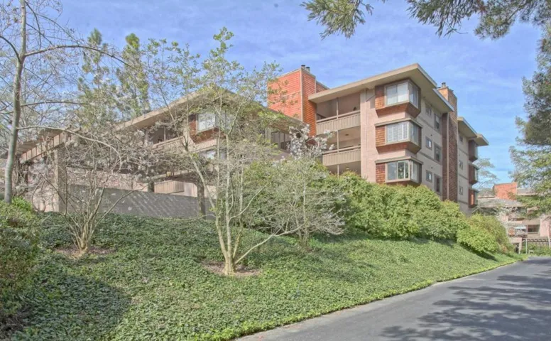 1204 Sharon Park Dr. 79, Menlo Park, California 94025