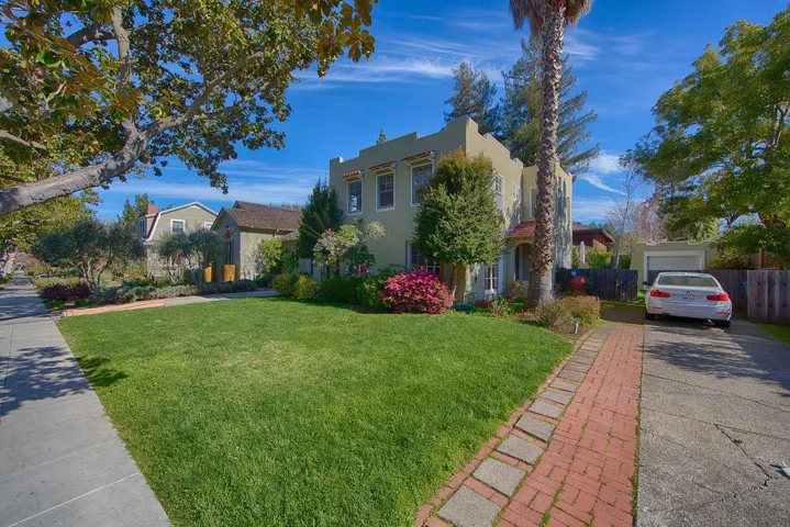 820 Hamilton Avenue, Palo Alto, California 94301