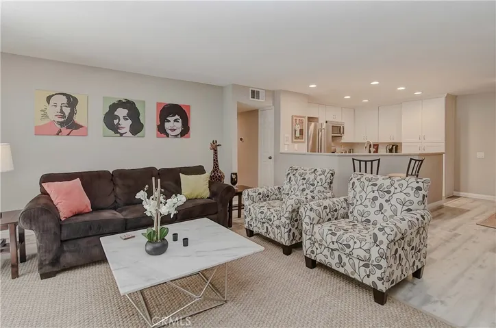 Perfect place to hang out with family and friends, or entertain larger groups in style!