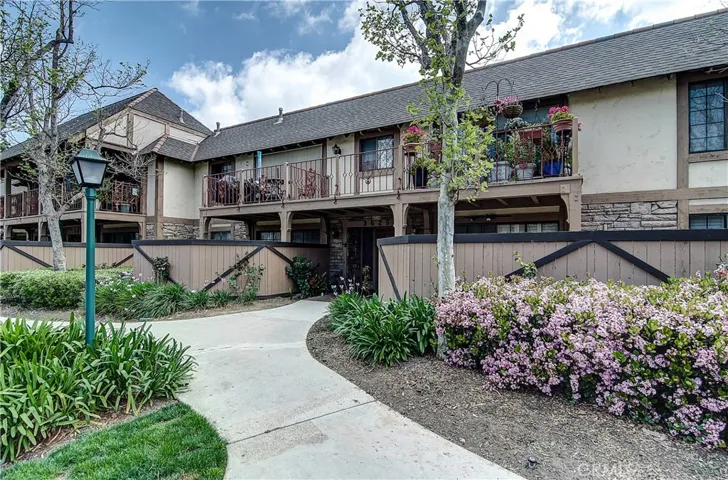 3625 S Bear Street Unit B, Santa Ana, California 92704
