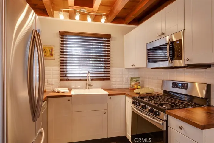 42765 La Placida Avenue, Big Bear, California 92315