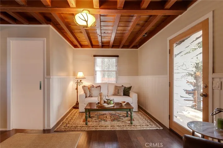 42765 La Placida Avenue, Big Bear, California 92315