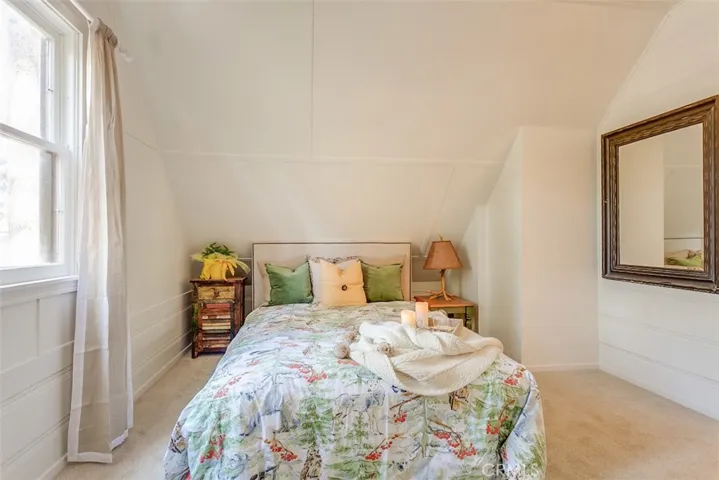 42765 La Placida Avenue, Big Bear, California 92315