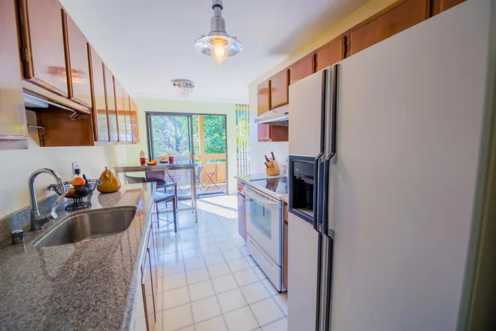 1051 Beach Park Boulevard 204, Foster City, California 94404