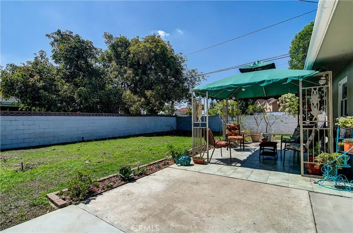 Patio space galore is ready to be turned in to your own relaxing and entertainer's paradise.