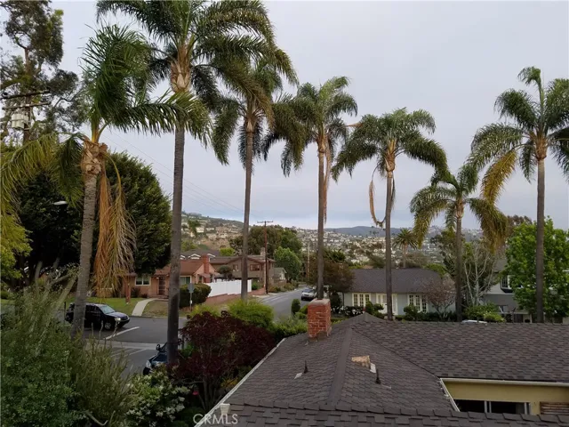 417 Monterey Drive, Laguna Beach, California 92651
