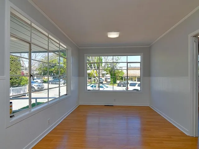 221 Almendra Avenue, Los Gatos, California 95030