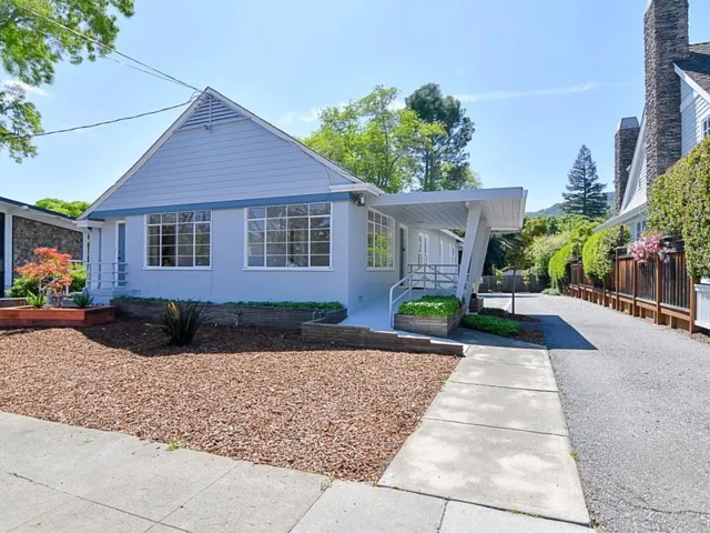 221 Almendra Avenue, Los Gatos, California 95030