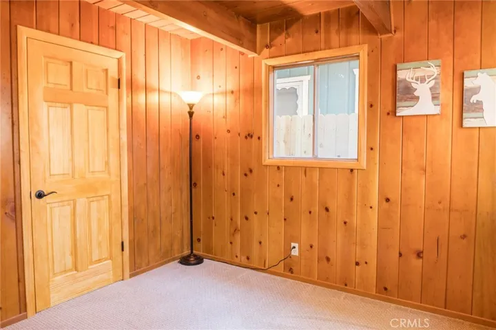 Bedroom 1 - Walk in Closet