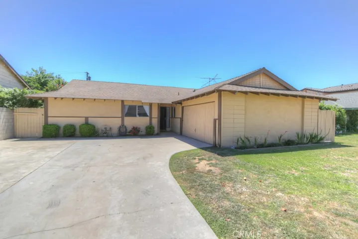 9688 Poppy Circle, Fountain Valley, California 92708