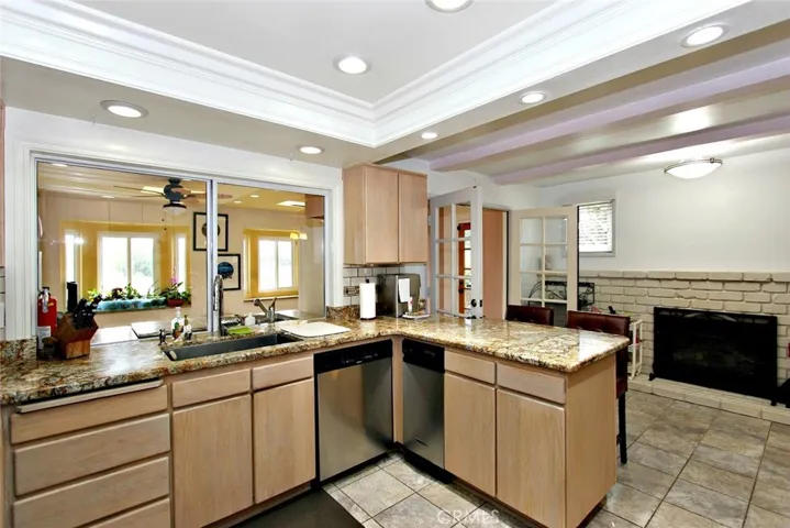 kitchen view to family room/ sun room.