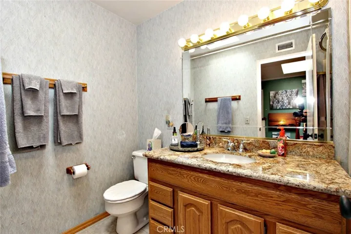 Bathroom 1.