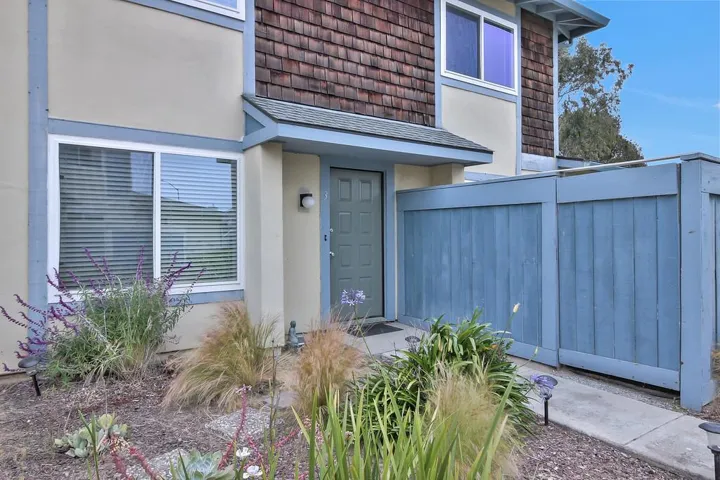 1883 Cherokee Drive 3, Salinas, California 93906