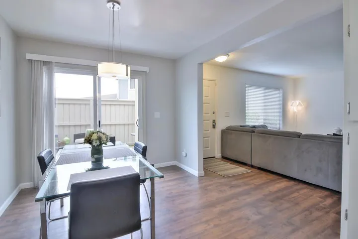 1883 Cherokee Drive 3, Salinas, California 93906