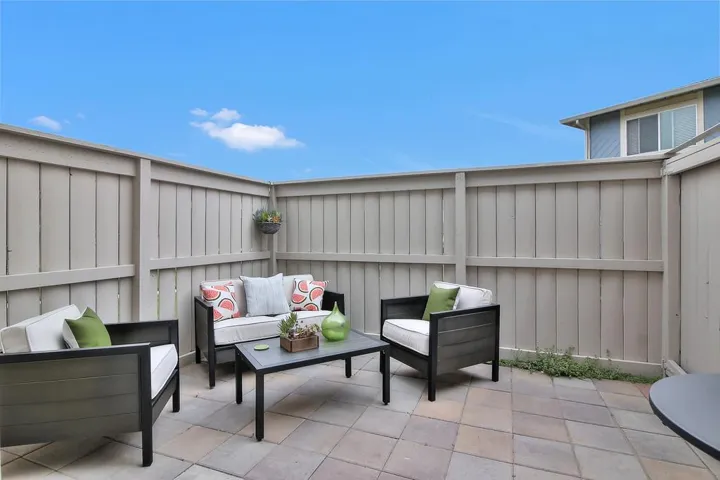 1883 Cherokee Drive 3, Salinas, California 93906