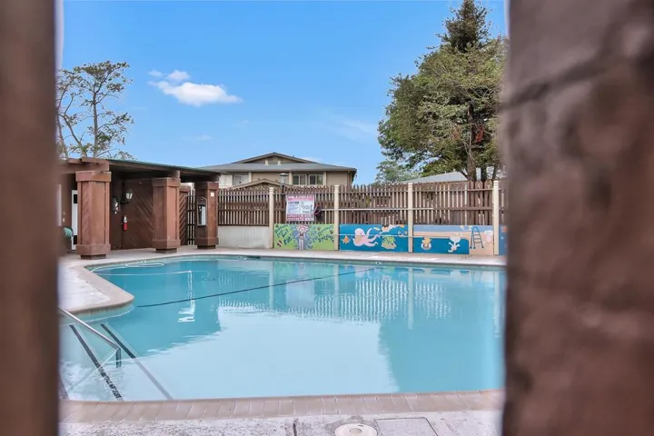 1883 Cherokee Drive 3, Salinas, California 93906