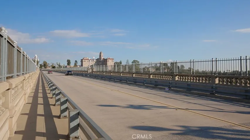Pasadena Bridge
