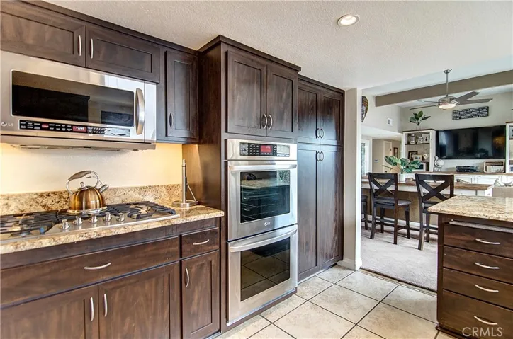 Self-cleaning double convection oven, 5 burner stove, and stainless steel appliances..what more could you ask for?