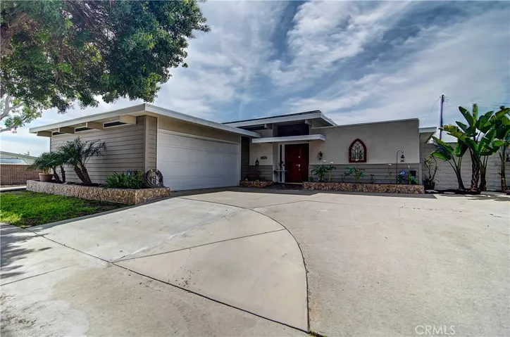 Large lot located at end of the street with enough room to park RV/Boat.