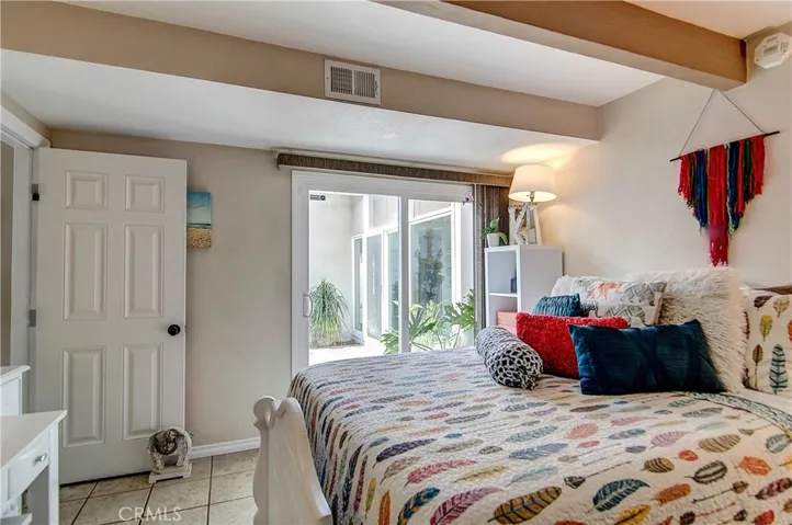 Another great sized bedroom with direct access to the atrium from the dual pane slider.