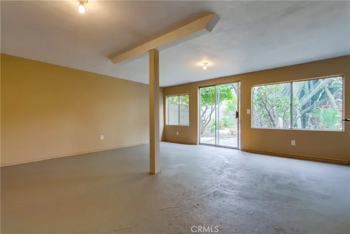 Workshop, Utility Room or Play Room about 484 sq/ft.